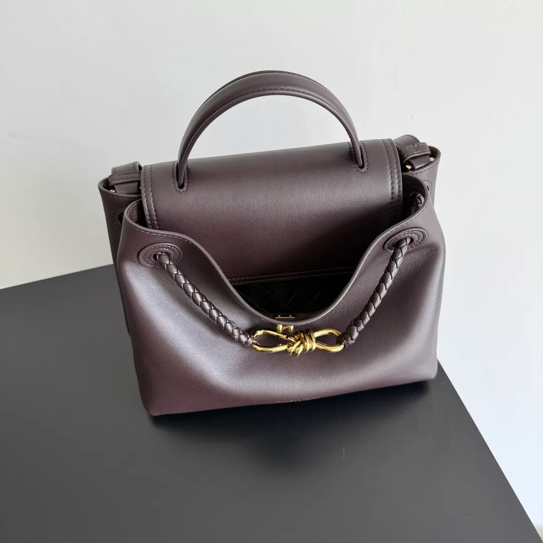 Small size 26cm chocolate color more details batch 2060